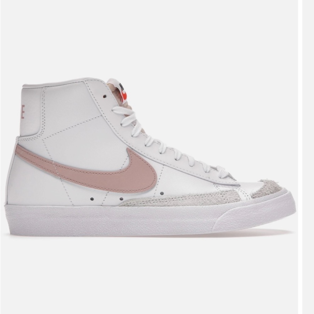 Nike women's blazer 77's